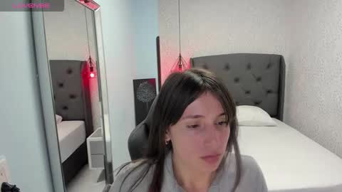 Snapshot of sharonblake5 chatting on 11-28-25, 12:30 M A G N O online show from 11-28-25, 12:30