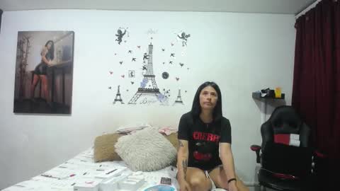 Snapshot of sharoon__cherry_ chatting on 02-12-25, 10:46 sharon online show from 02-12-25, 10:46