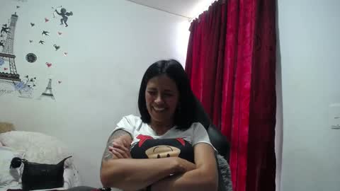 Snapshot of sharoon__cherry_ chatting on 03-03-25, 06:12 sharon online show from 03-03-25, 06:12