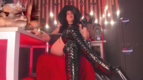 Your mistress Sharon  online show from 03-11-25, 11:04