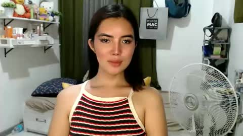 Snapshot of shasha_carreon chatting on 11-13-25, 01:21 shasha online show from 11-13-25, 01:21