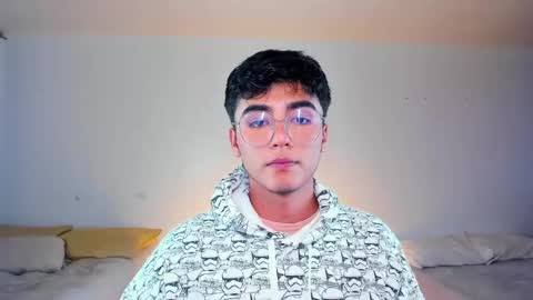 Snapshot of shawn__sanderson chatting on 01-10-25, 10:36 Shawn online show from 01-10-25, 10:36