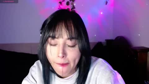 Shayla 3 online show from 09-29-25, 08:46