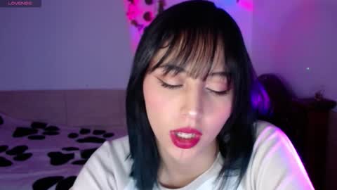 Shayla 3 online show from 10-16-25, 09:16