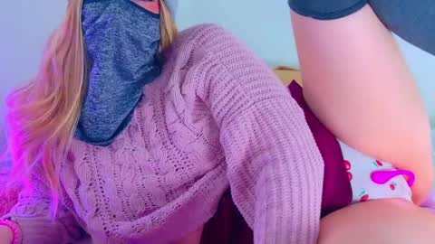 Shayla Vee online show from 04-14-26, 05:19