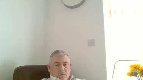 Snapshot of she52 chatting on 02-17-25, 12:48 she52 online show from 02-17-25, 12:48