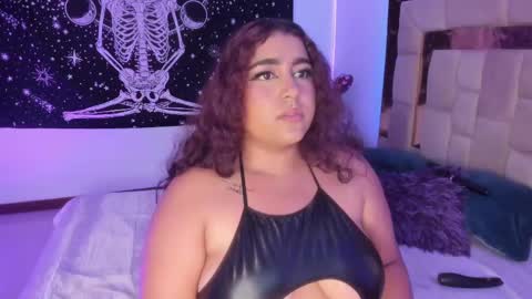 Heidy  online show from 02-20-25, 01:03