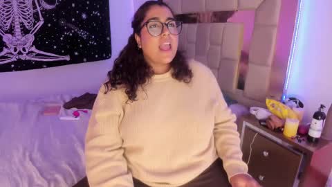 Heidy  online show from 03-01-25, 06:03