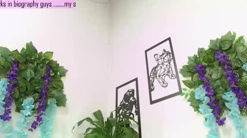 SHEILA  online show from 11-16-25, 01:44