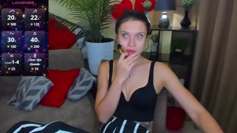 Snapshot of sheillatyler chatting on 02-12-25, 08:16 Alexis online show from 02-12-25, 08:16