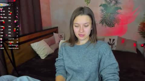 Snapshot of sheillatyler chatting on 09-19-25, 06:48 Alexis online show from 09-19-25, 06:48