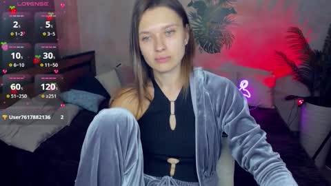 Snapshot of sheillatyler chatting on 10-23-25, 09:41 Alexis online show from 10-23-25, 09:41