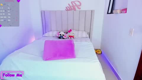 Snapshot of sheirysex chatting on 12-13-24, 03:05 Danna online show from 12-13-24, 03:05