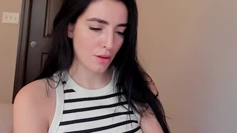 sheisallthat online show from 11-19-25, 09:37