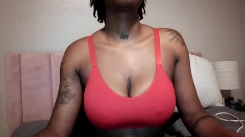 Snapshot of sheliaaverette chatting on 12-16-25, 06:29 Shelia Averette online show from 12-16-25, 06:29