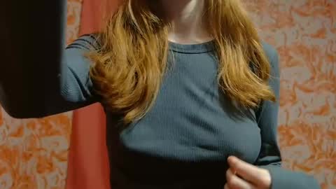 Erika online show from 01-06-25, 01:20