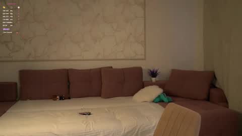 Alex online show from 03-11-26, 01:22