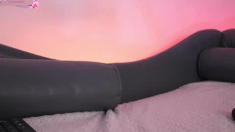  Transmission schedule Monday - Friday 715 am to 200 pm time Colombia  online show from 03-06-25, 03:24