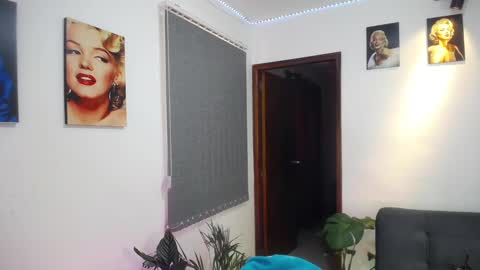 Shellsy H   online show from 01-29-25, 08:14