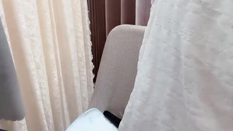 Snapshot of shellysan chatting on 11-01-25, 01:18 Shelly online show from 11-01-25, 01:18