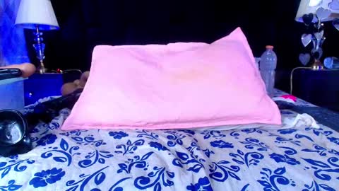 Shelsy online show from 02-19-25, 06:00