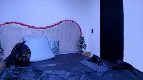 Shelsy online show from 12-18-25, 11:49