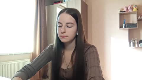 Emma online show from 03-02-26, 01:07