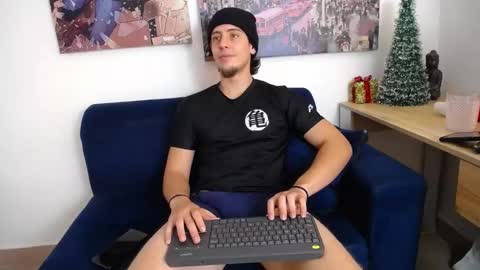 Sherlock Holmes online show from 12-27-24, 05:16