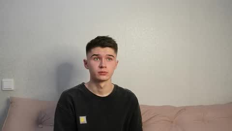 Max online show from 11-05-25, 03:12