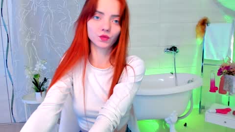 Snapshot of sherry_sandra chatting on 01-31-25, 10:52 Sherry online show from 01-31-25, 10:52