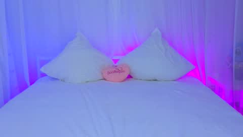 Snapshot of sherry_sandra chatting on 10-11-25, 10:47 Sherry online show from 10-11-25, 10:47