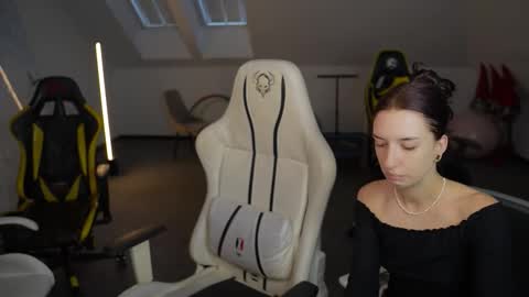 Sheryl online show from 11-25-25, 11:10