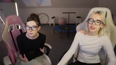 Sheryl online show from 11-27-25, 11:12