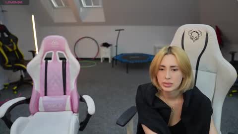 Sheryl online show from 11-28-25, 11:13