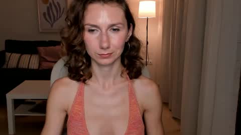 shesleepsnaked online show from 12-17-24, 05:47