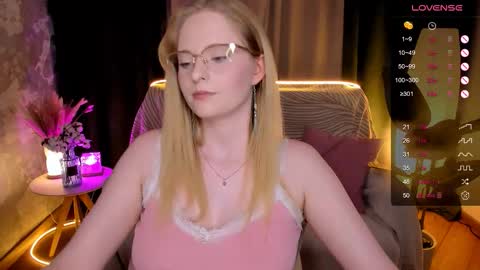 Hello guys my name is Aemilia online show from 10-15-25, 08:36