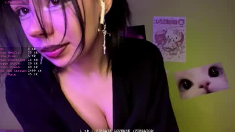 Snapshot of shikott chatting on 02-10-26, 12:15 Shiko online show from 02-10-26, 12:15