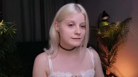 help me reach my first 25 thumbs up online show from 10-09-25, 03:10