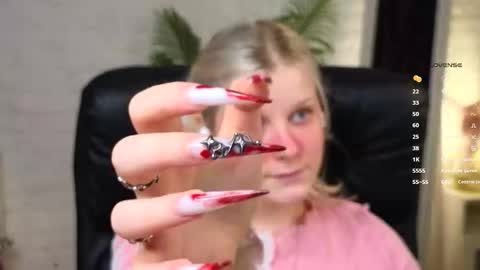 help me reach my first 25 thumbs up online show from 11-16-25, 10:04