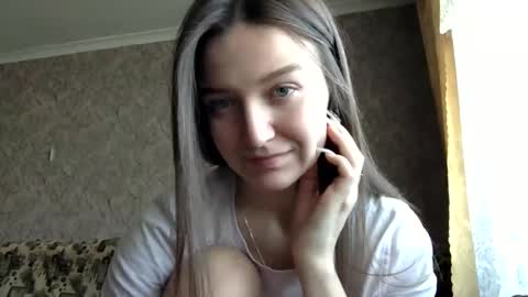 Snapshot of shining_pearl chatting on 03-04-25, 12:12 Jesica online show from 03-04-25, 12:12