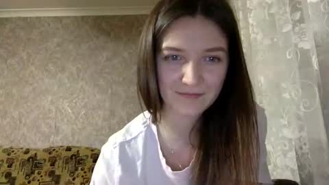 Snapshot of shining_pearl chatting on 03-07-25, 05:38 Jesica online show from 03-07-25, 05:38