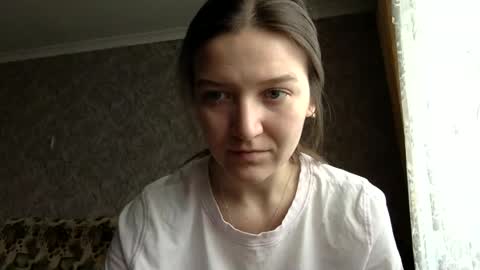 Snapshot of shining_pearl chatting on 03-10-25, 12:04 Jesica online show from 03-10-25, 12:04