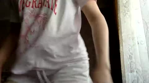 Snapshot of shining_pearl chatting on 03-11-25, 12:28 Jesica online show from 03-11-25, 12:28