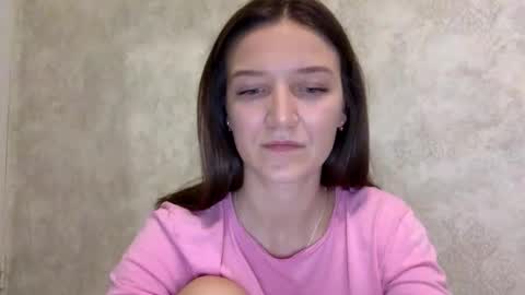 Snapshot of shining_pearl chatting on 09-21-25, 09:05 Jesica online show from 09-21-25, 09:05