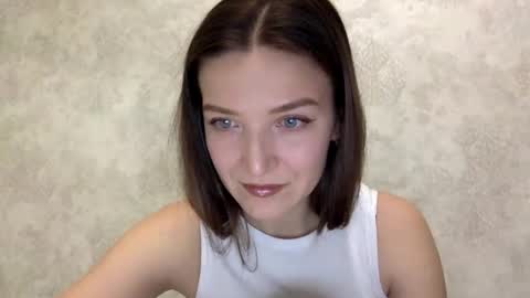 Snapshot of shining_pearl chatting on 02-05-26, 05:39 Jesica online show from 02-05-26, 05:39