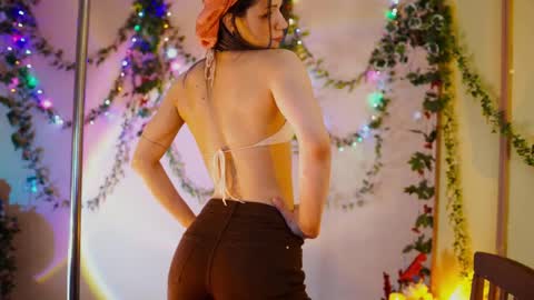 Snapshot of shiny_jail chatting on 02-20-25, 09:31 JennyMira   THANK YOU FOR 77 777  online show from 02-20-25, 09:31