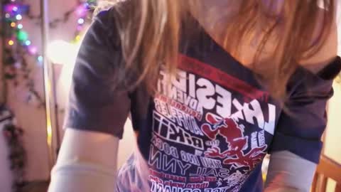 Snapshot of shiny_jail chatting on 09-23-25, 03:15 JennyMira   THANK YOU FOR 77 777  online show from 09-23-25, 03:15