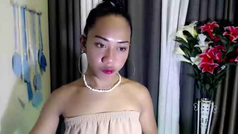 shira_cutttiebigcock online show from 04-11-26, 02:54