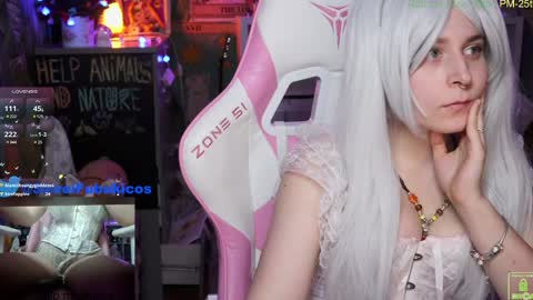 Im Lilu Rosenblum  Guys I have   ----Ill be glad to see you there online show from 12-20-24, 02:27