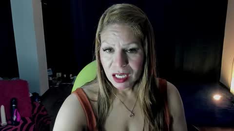 shirly online show from 11-14-25, 03:49